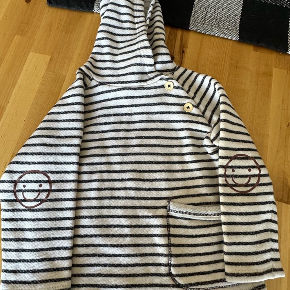 Zara sweater 3-4T